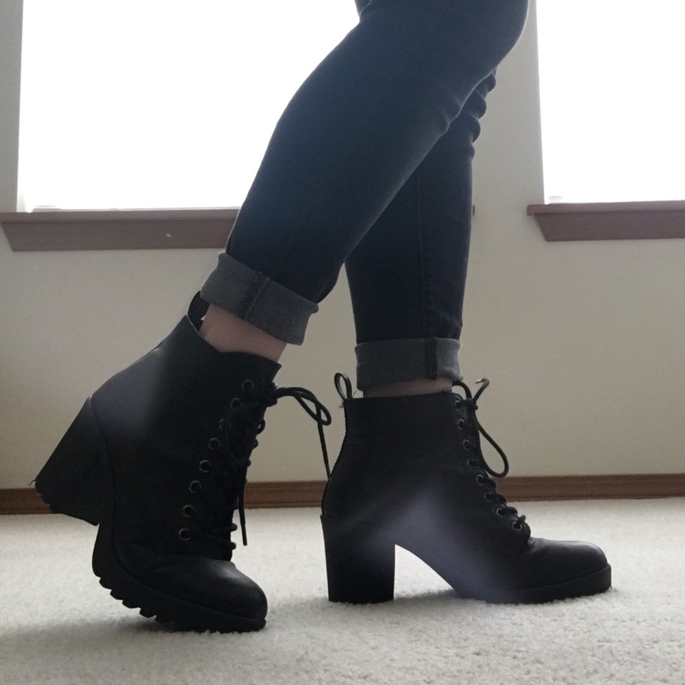 Black Lace up boots!!